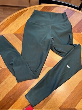 Alo High-Waist Airlift Legging green